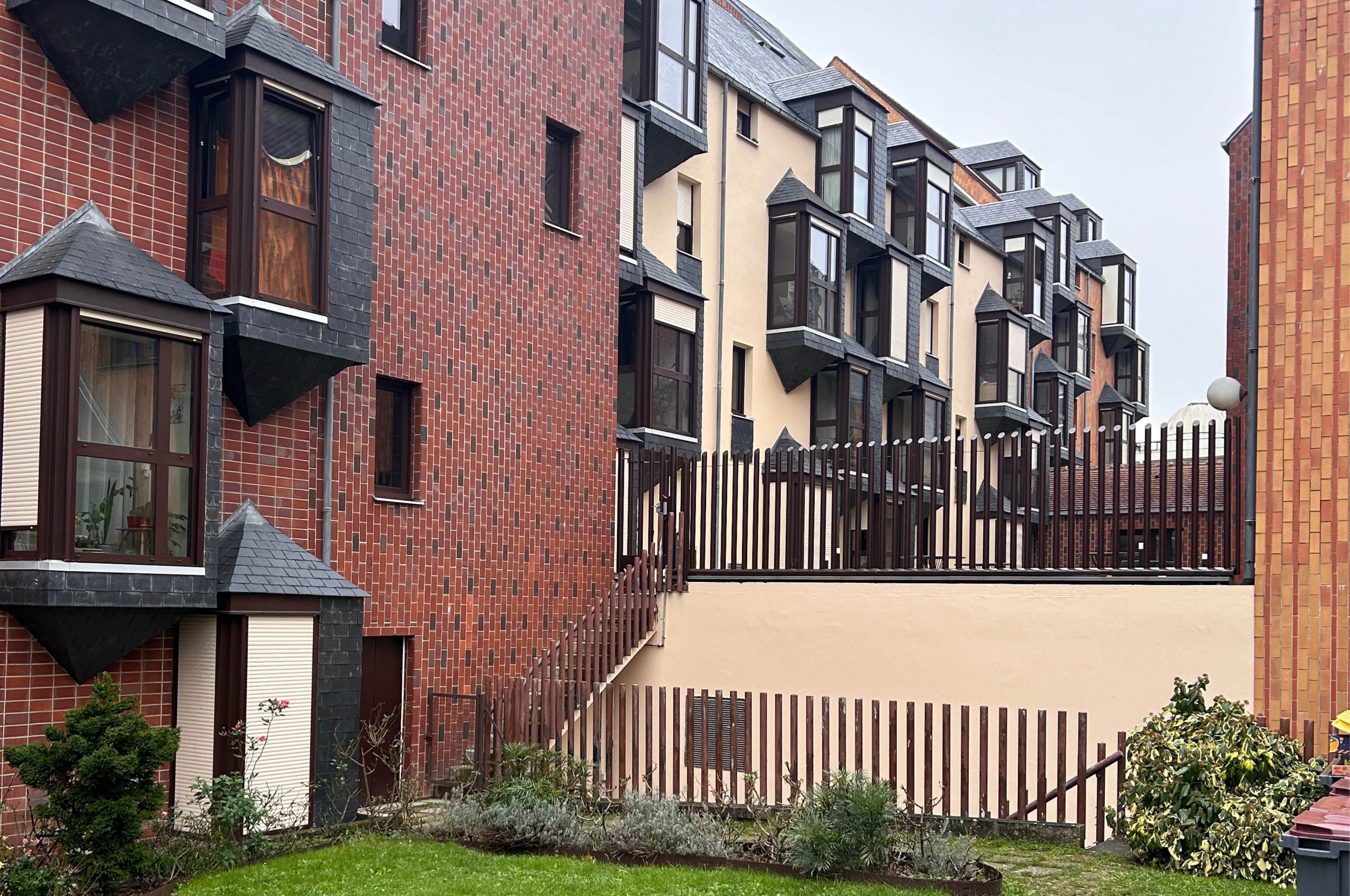 GAIA ARCHITECTURES CDC VELIZY MADELEINE WAGNER HABITAT SOCIAL ARCHITECTE MAURO PRINI