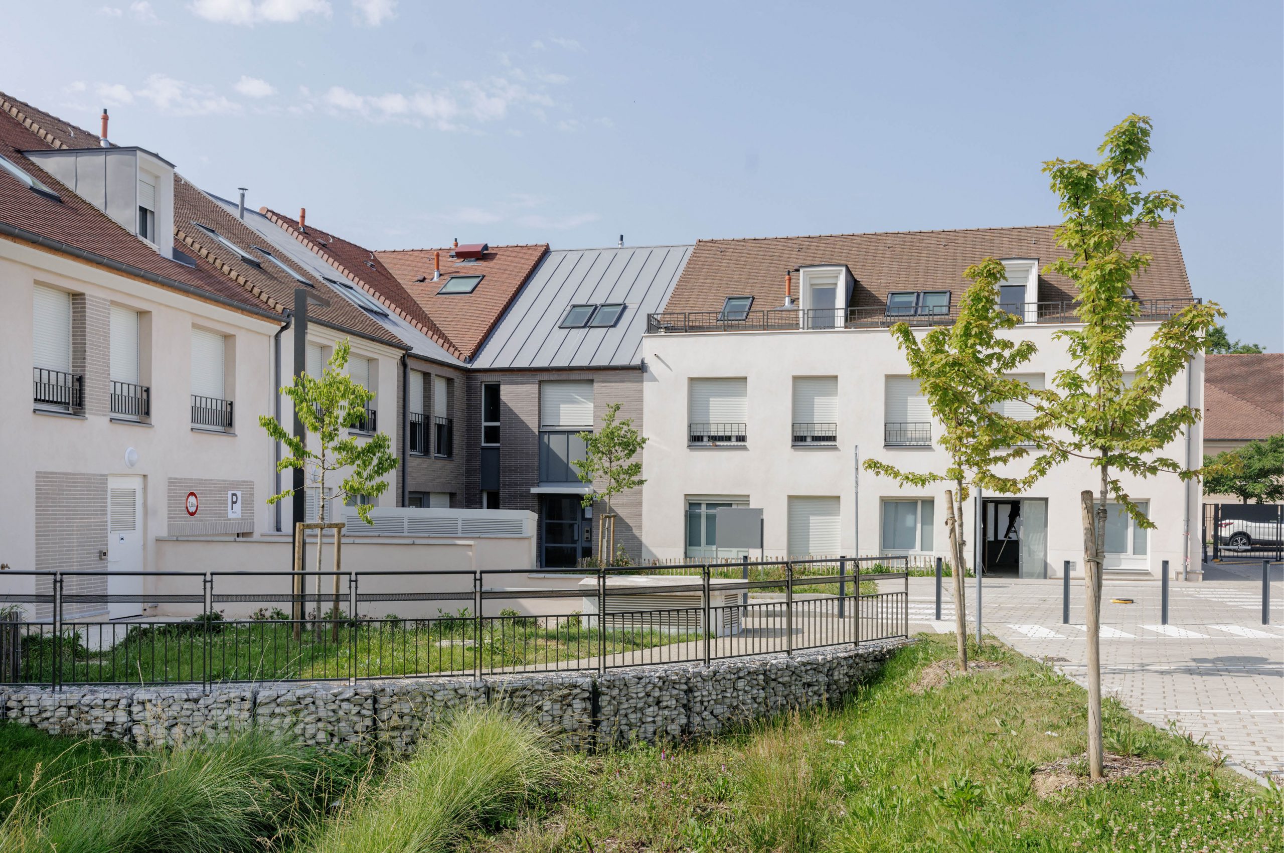 Mandres-les-Roses Valophis Habitat GAIAARCHITECTURES Mauro Prini