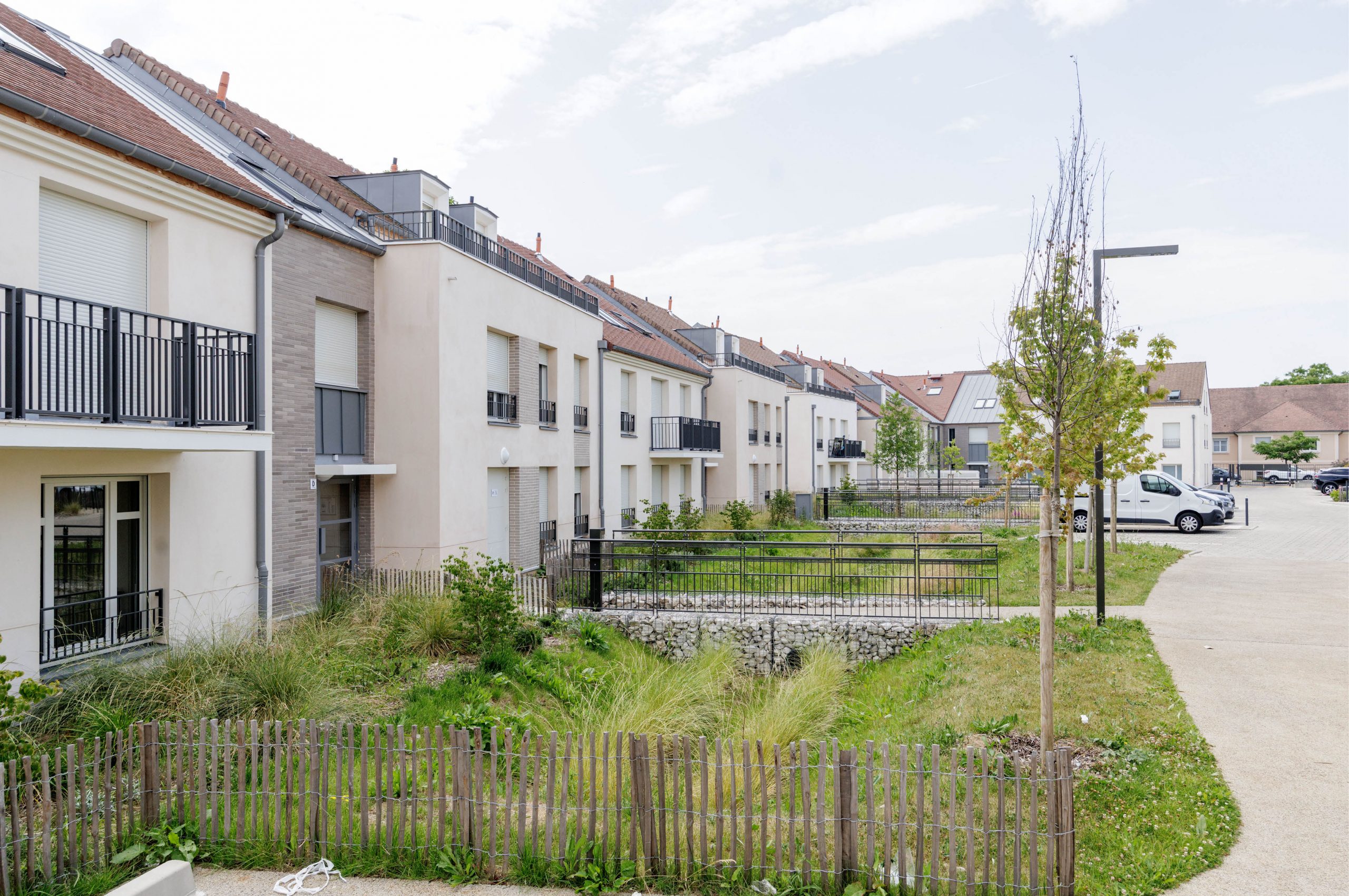 Mandres-les-Roses Valophis Habitat GAIAARCHITECTURES Mauro Prini