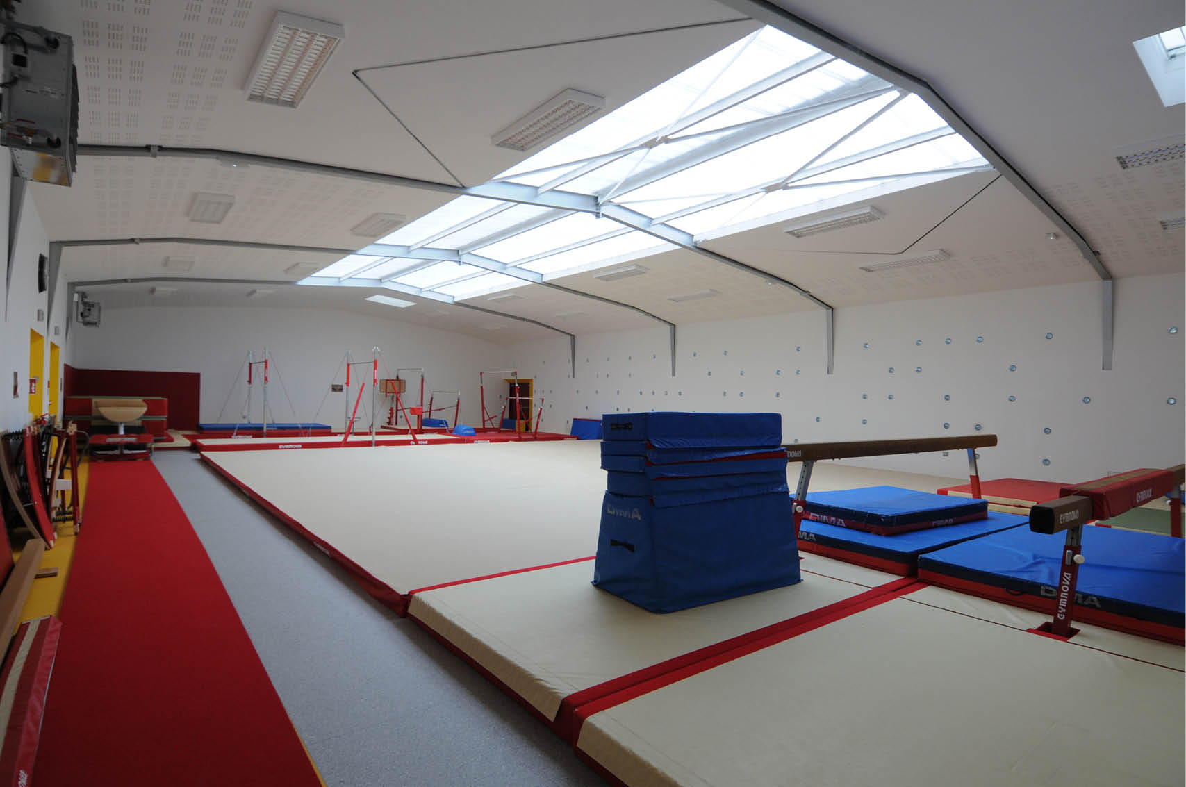 Gymnase Long Rayage Lisses Mairie GAIA ARCHITECTURES Reconstuction